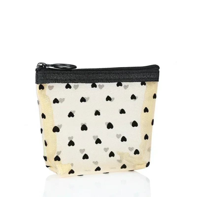 Heart-Shaped Nylon Mesh Cosmetic Bag with Zipper – Stylish Toiletry Organizer