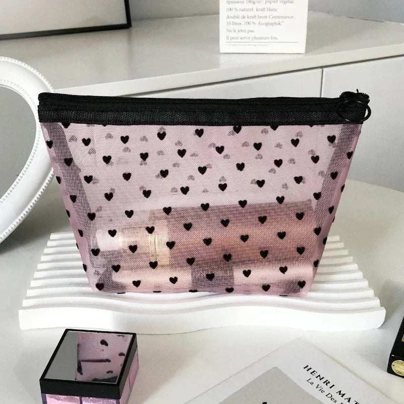 Heart-Shaped Nylon Mesh Cosmetic Bag with Zipper – Stylish Toiletry Organizer