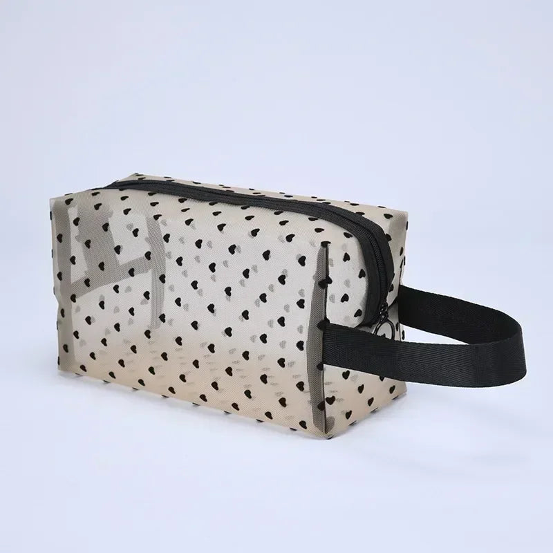 Heart-Shaped Nylon Mesh Cosmetic Bag with Zipper – Stylish Toiletry Organizer