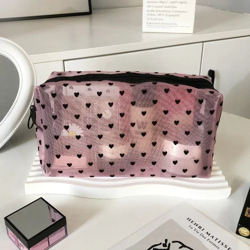 Heart-Shaped Nylon Mesh Cosmetic Bag with Zipper – Stylish Toiletry Organizer