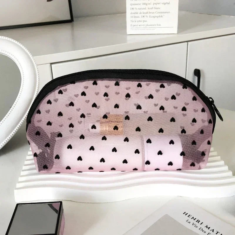 Heart-Shaped Nylon Mesh Cosmetic Bag with Zipper – Stylish Toiletry Organizer