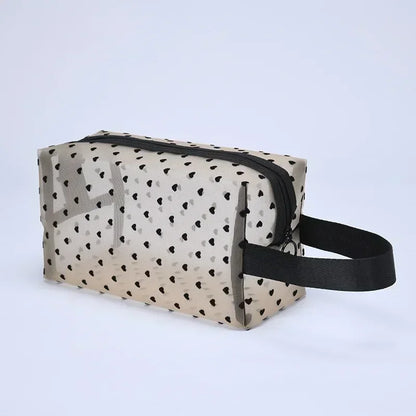 Heart-Shaped Nylon Mesh Cosmetic Bag with Zipper – Stylish Toiletry Organizer